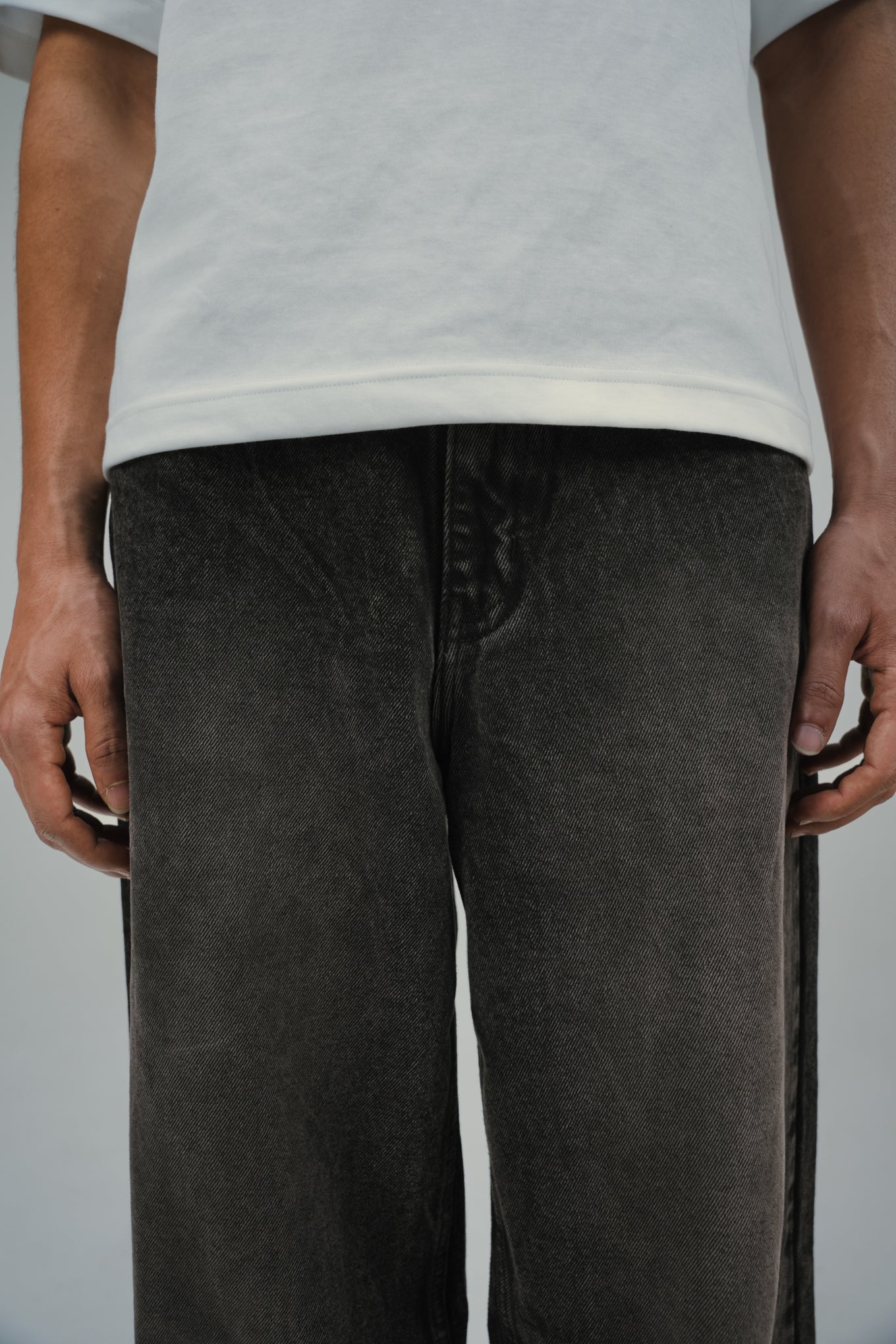 Carbon Black Baggy Jean